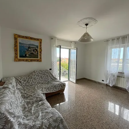 Semesterbostad Casa Danieli Albenga
